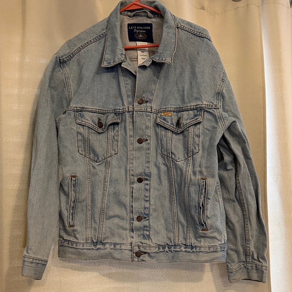 Levi Jean jacket signature 3647